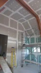 Aménagement d'intérieur avec réalisation d'un mezzanine